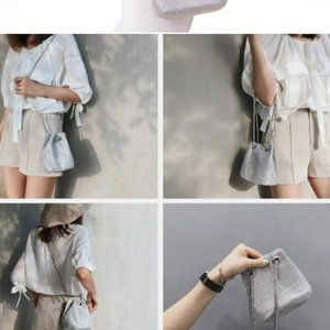 ESTEE & LILLY Silver Link Crystal Bucket Shoulder Bag